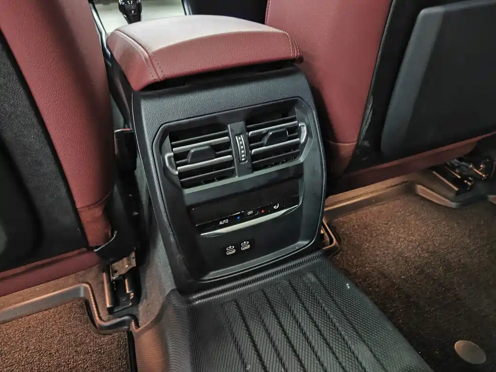 BMW 3 Series — миниатюра 14