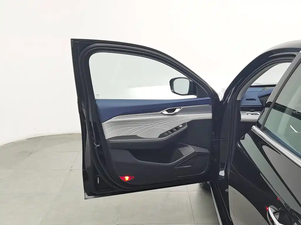 Geely Xingrui — миниатюра 8