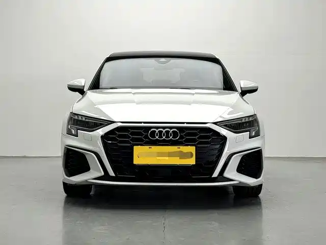 Audi A3 - фото 2