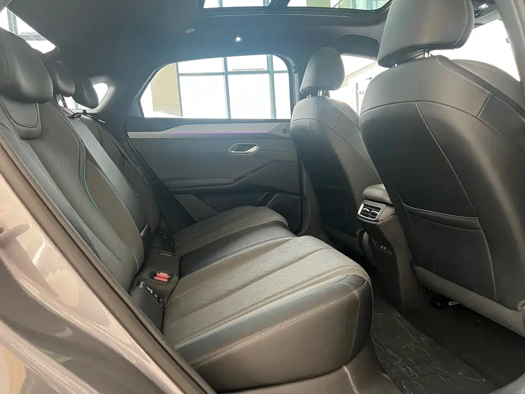 BYD Qin L — миниатюра 9