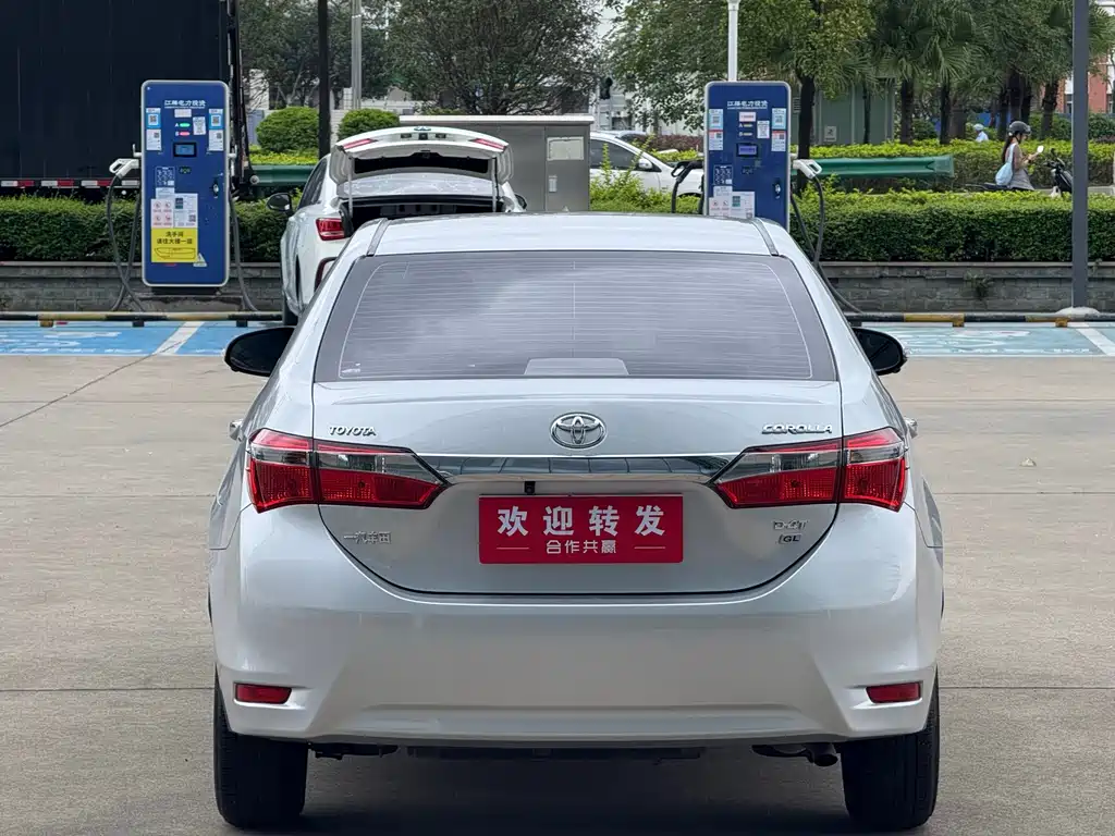 Toyota Corolla — миниатюра 5