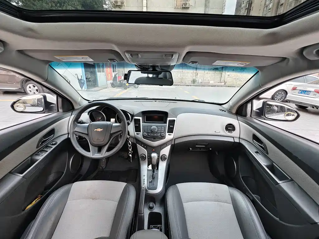 Chevrolet Cruze — миниатюра 6