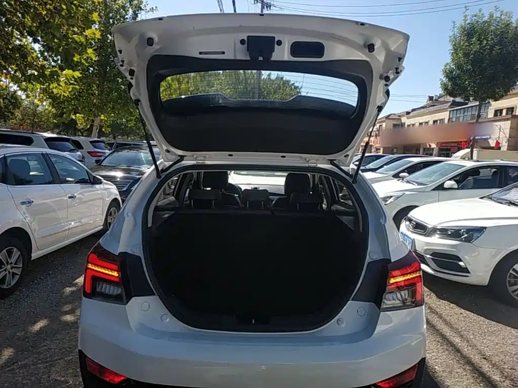 Geely Vision S1 — миниатюра 19
