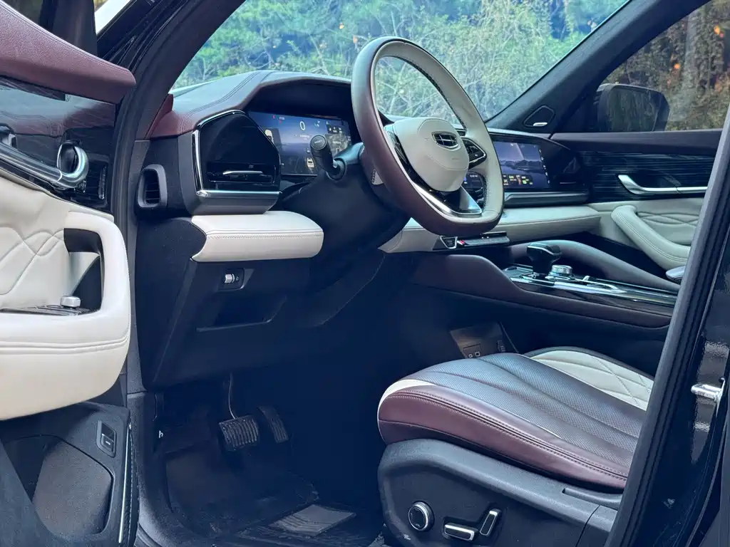 Geely Xingyue L — миниатюра 4