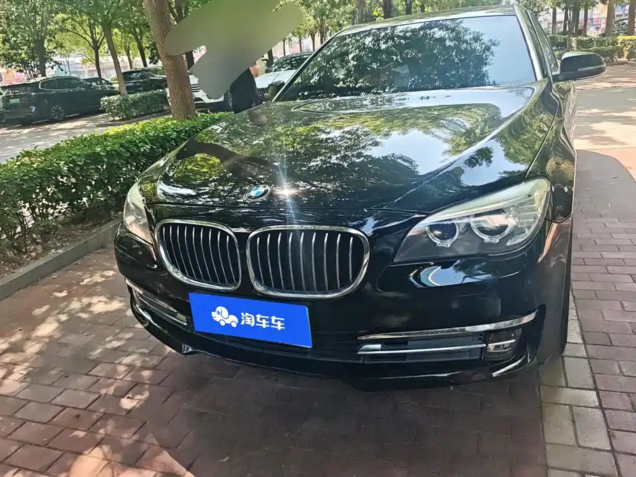 BMW 7 Series — миниатюра 2