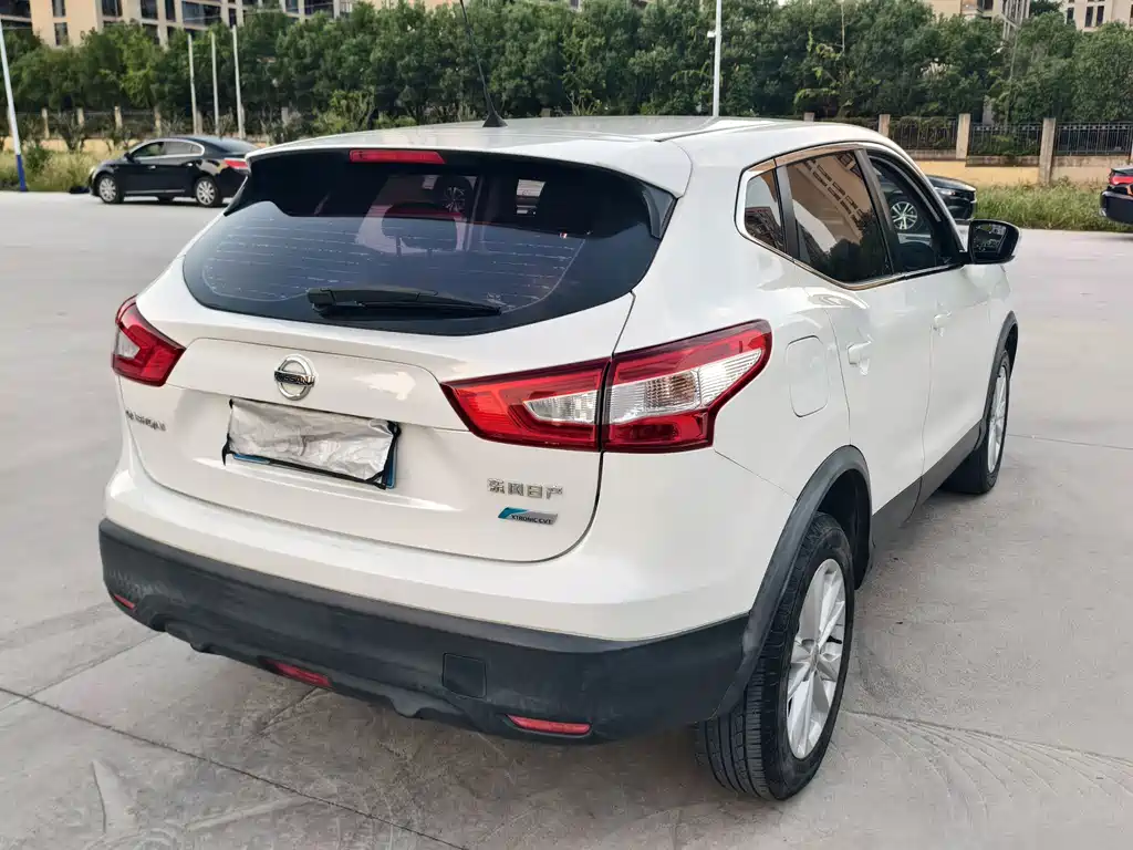 Nissan Qashqai — миниатюра 6