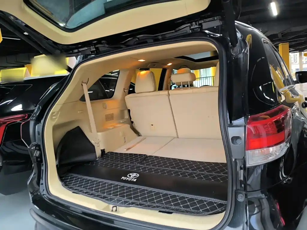 Toyota Highlander — миниатюра 19