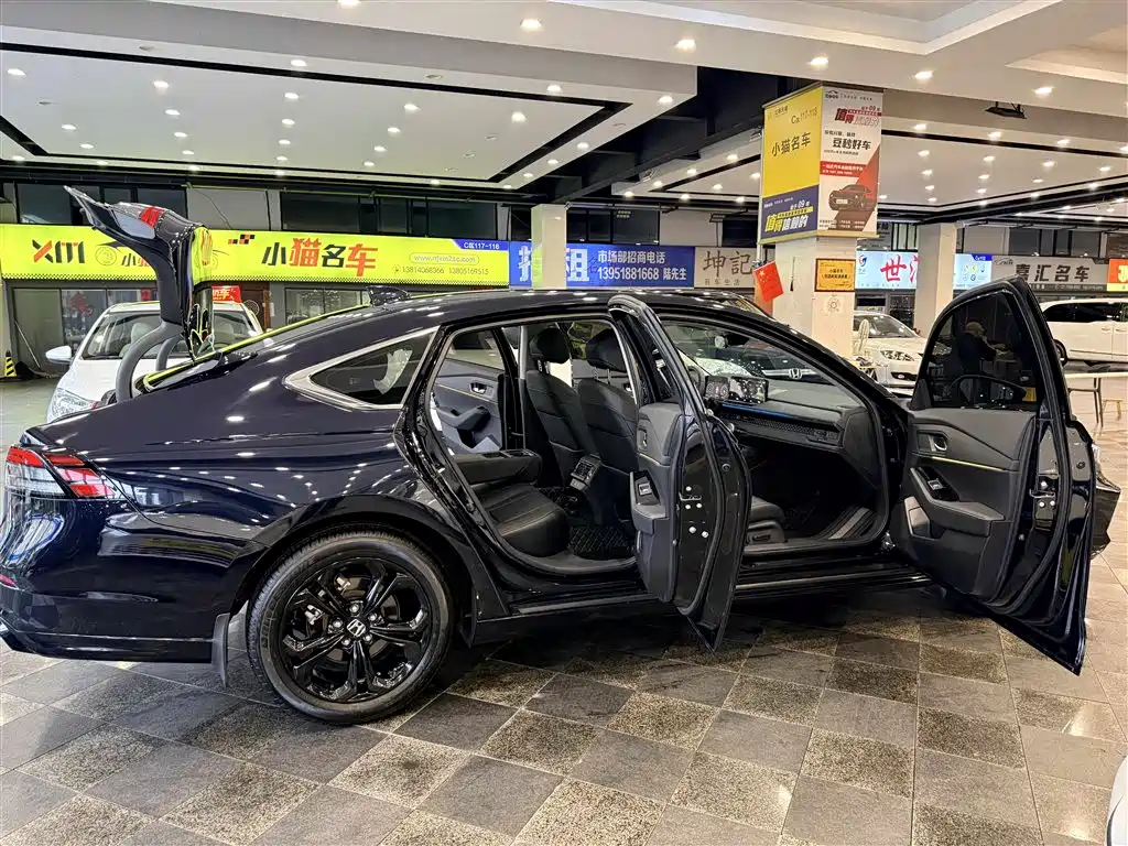 Honda Accord — миниатюра 33