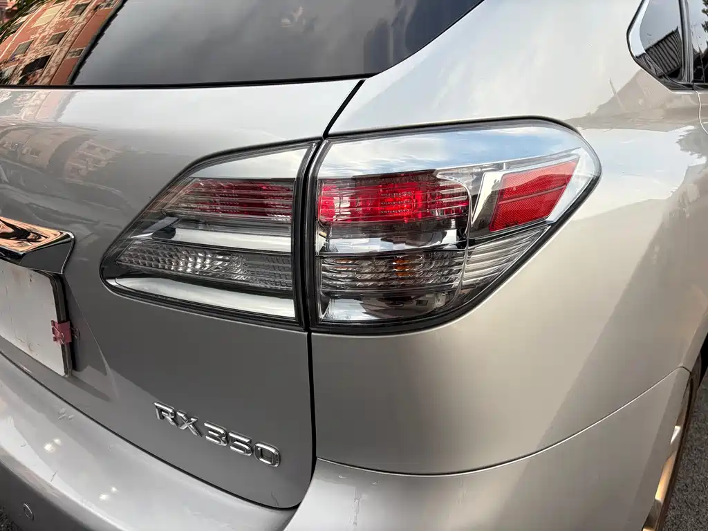 Lexus RX Classic — миниатюра 21