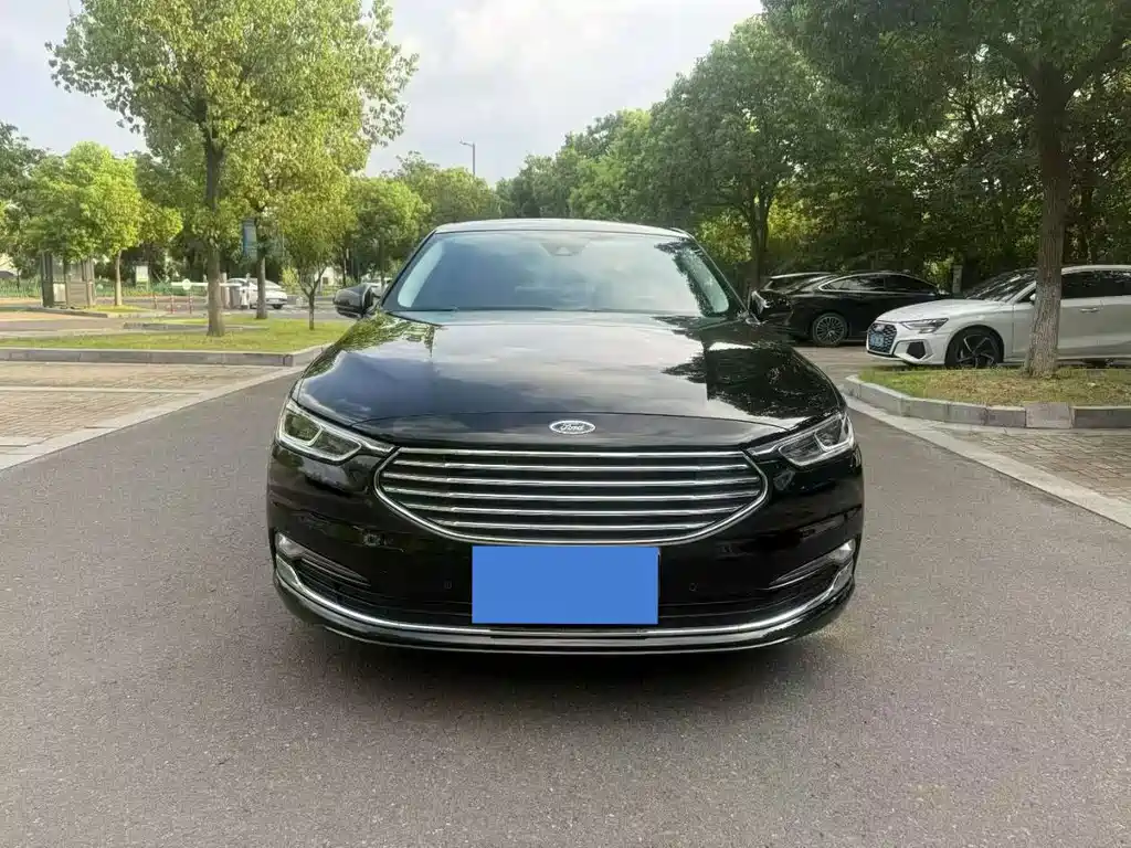 Ford Taurus — миниатюра 2