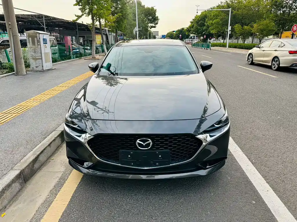 Mazda 3 Axela — миниатюра 2