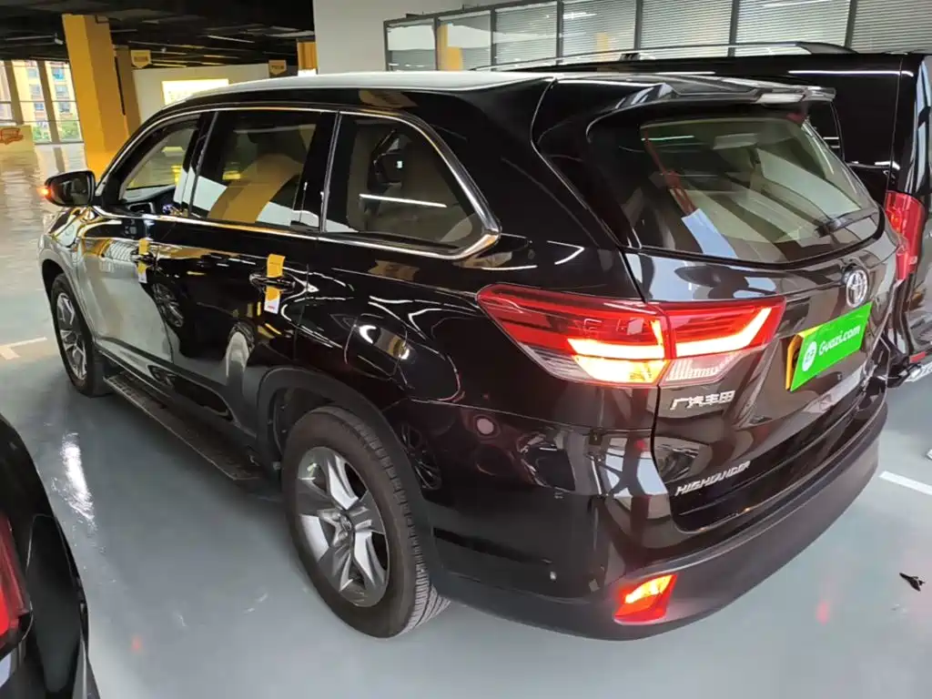Toyota Highlander — миниатюра 5