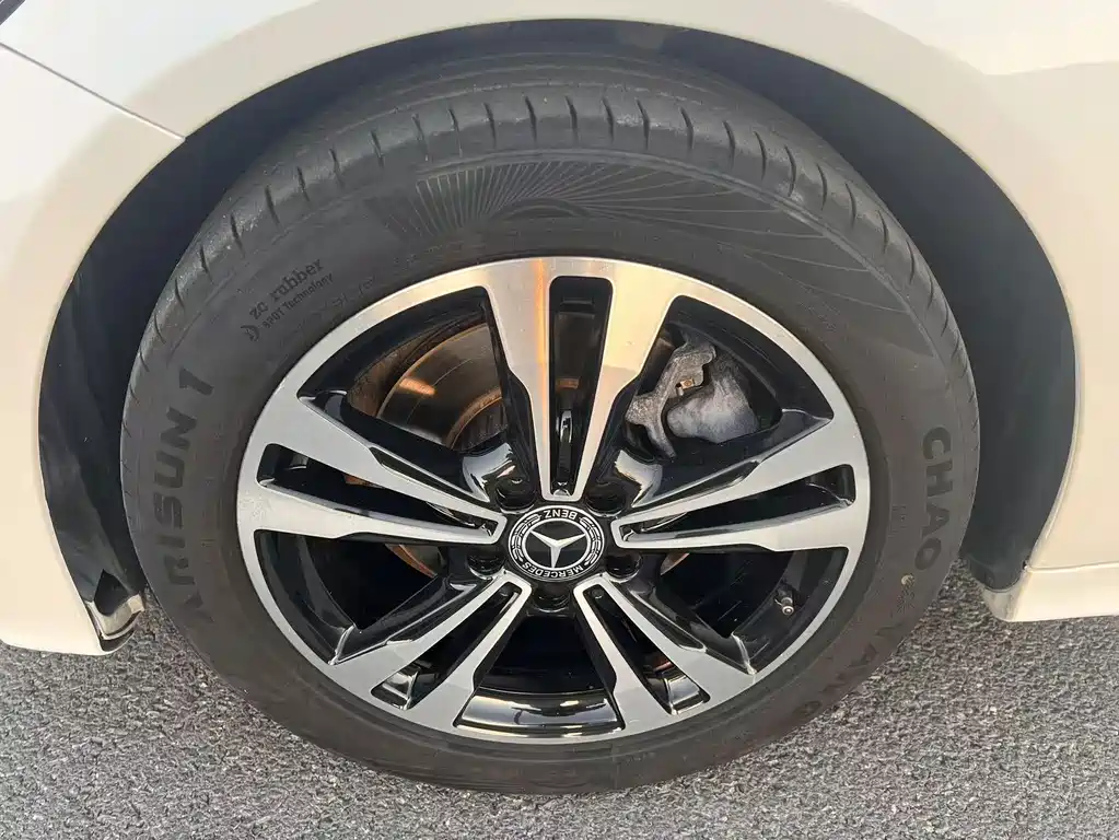 Mercedes-Benz C-Class — миниатюра 14