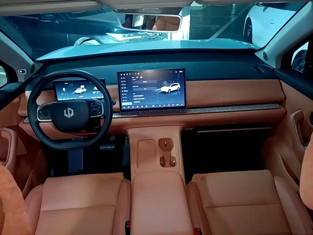 Leapmotor Leapmotor C10 — миниатюра 10