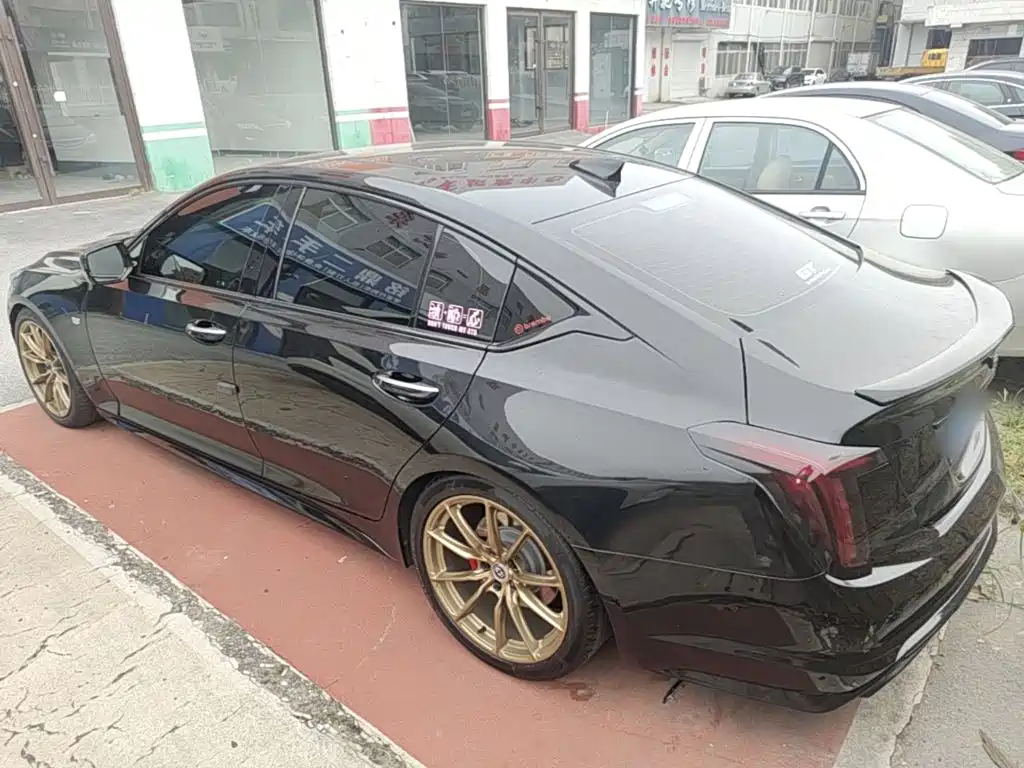 Cadillac CT5 — миниатюра 5