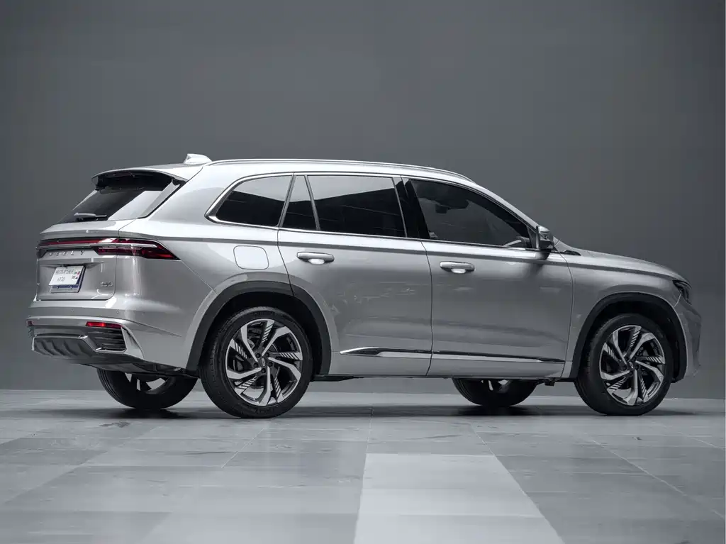 Geely Xingyue L — миниатюра 10