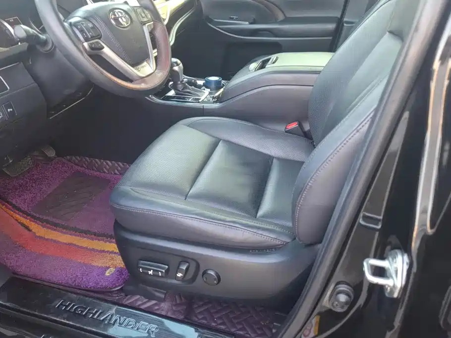 Toyota Highlander — миниатюра 9