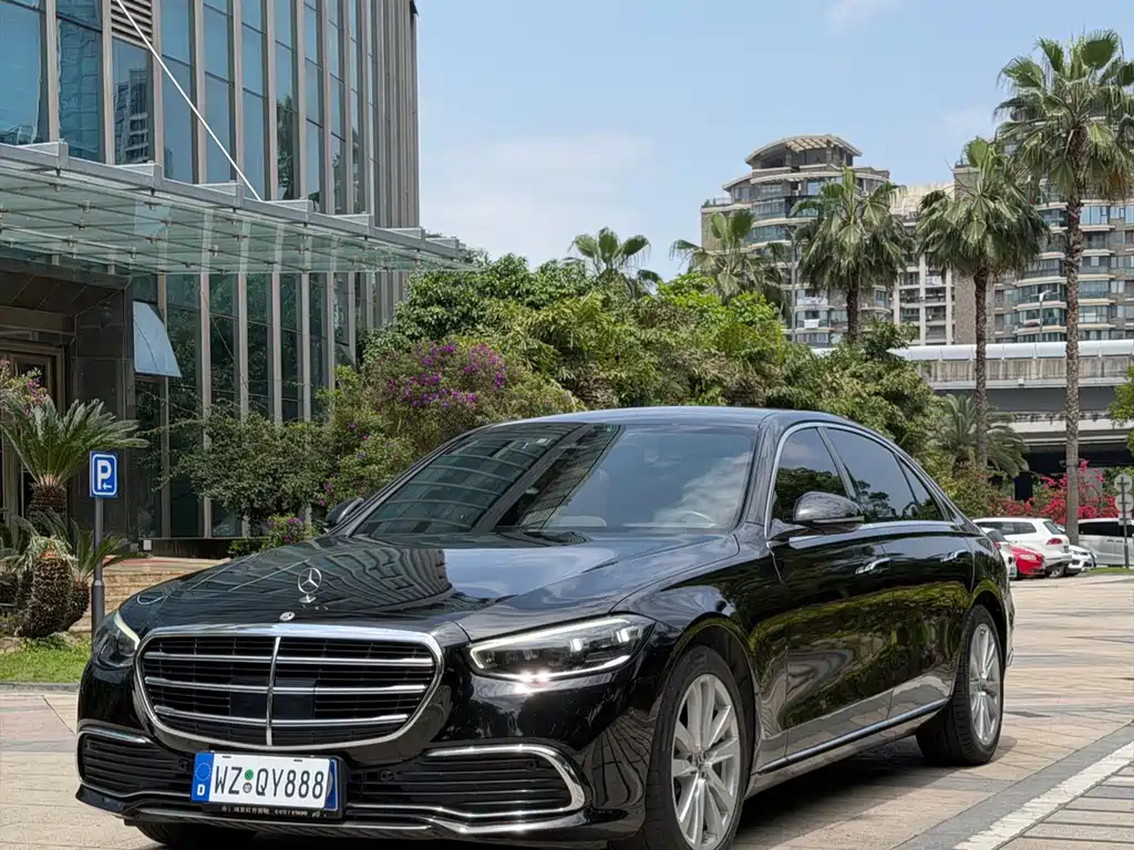 Mercedes-Benz S-Class 2022