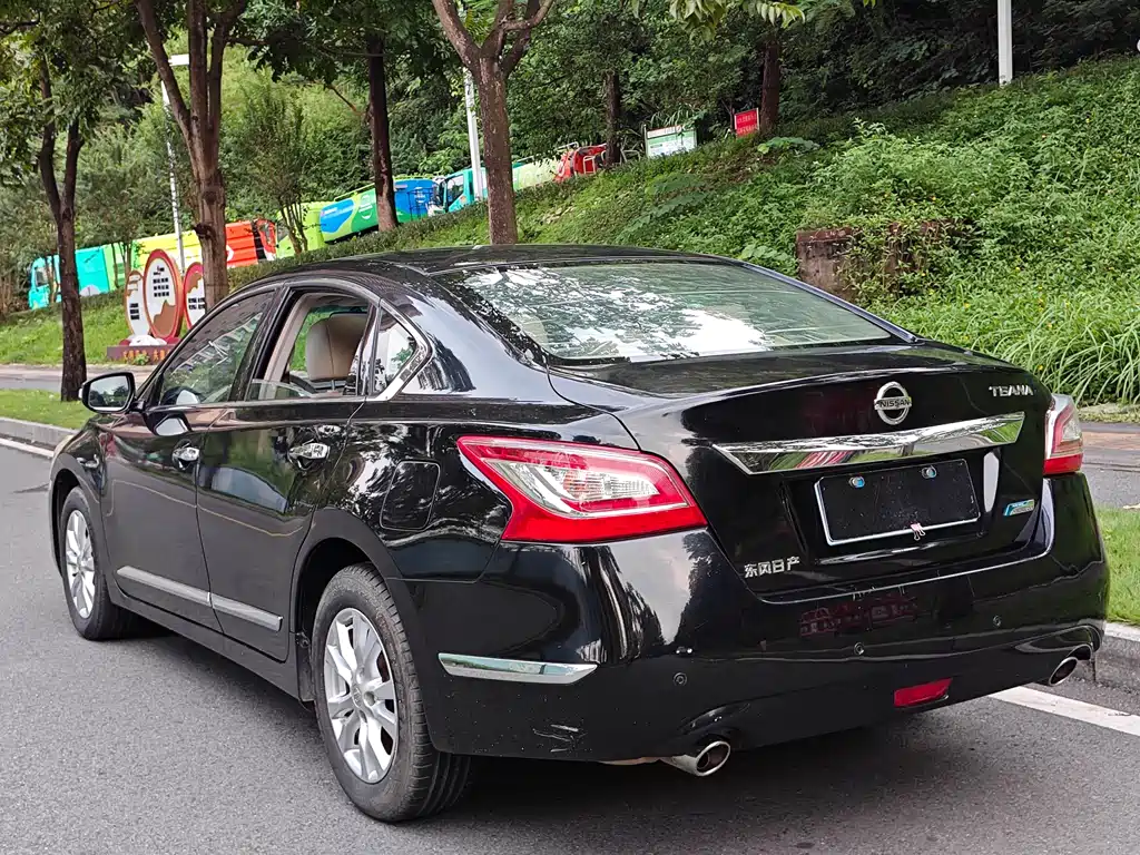Nissan Teana — миниатюра 12