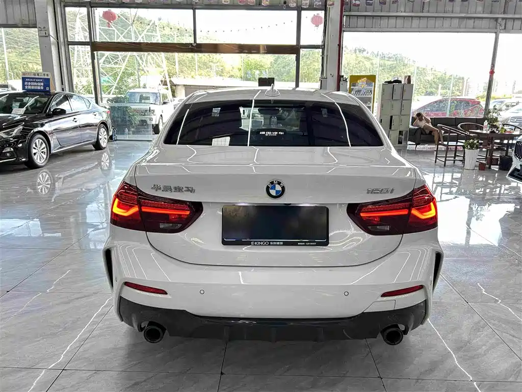 BMW 1 Series — миниатюра 6