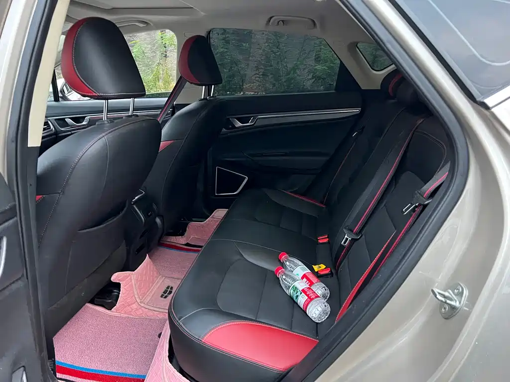 Geely Emgrand GS — миниатюра 5
