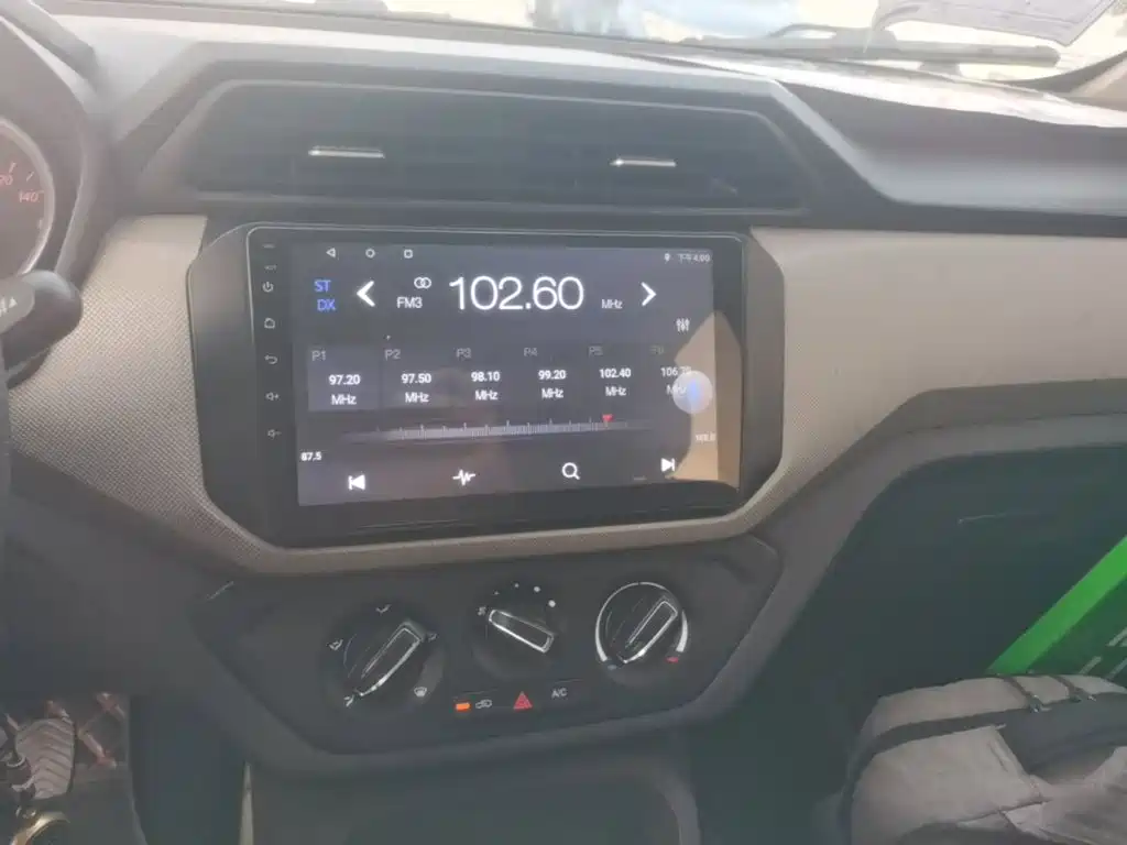 Wuling Hongguang — миниатюра 13