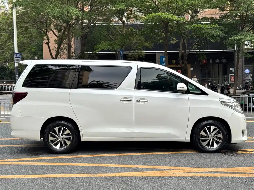 Toyota Alphard — фотографии объявления, Фото 20