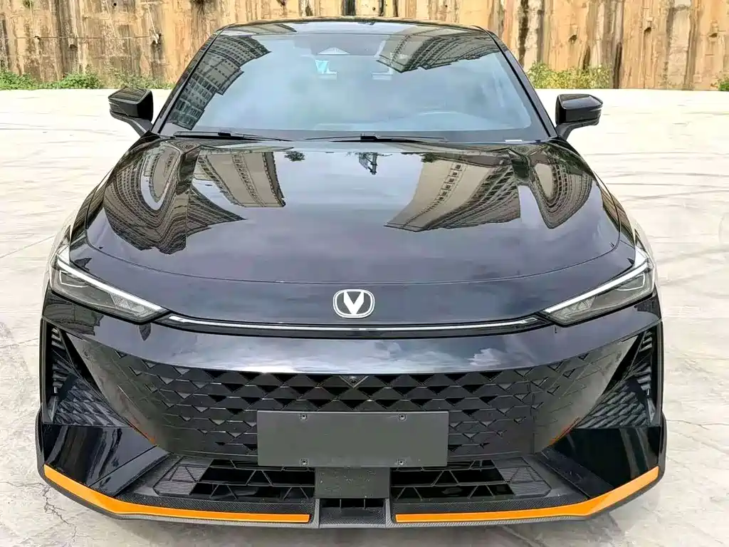 Changan UNI-V — миниатюра 3