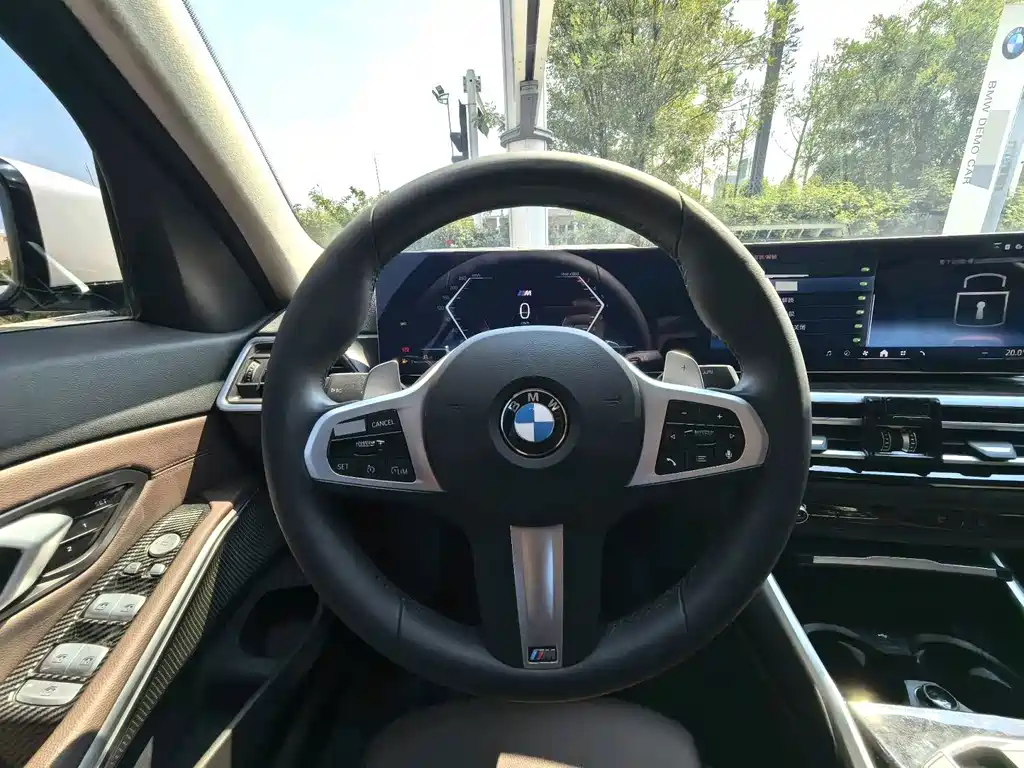 BMW 3 Series — миниатюра 11
