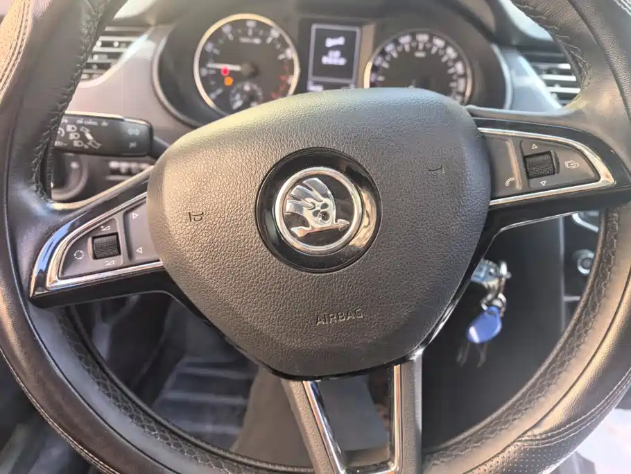 Skoda Octavia — миниатюра 15