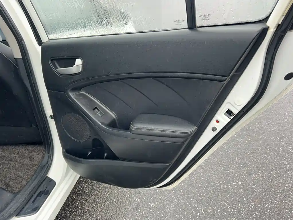 Kia K3 — миниатюра 15