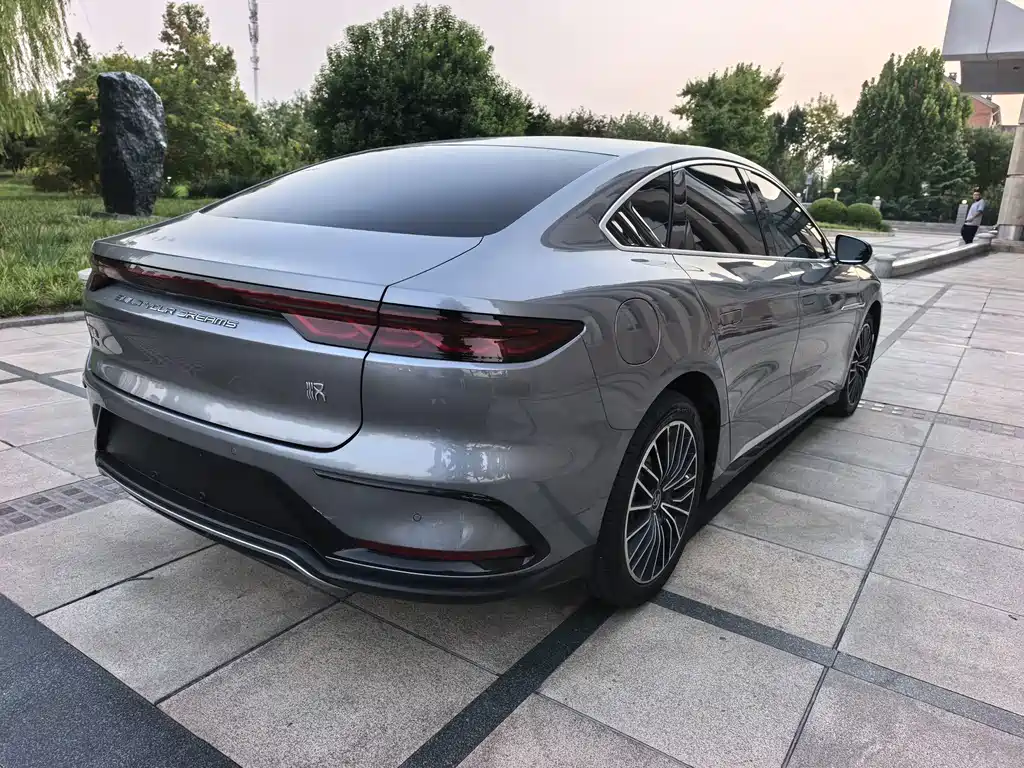 BYD Han — миниатюра 6