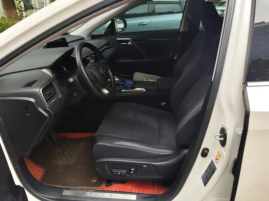 Lexus RX — миниатюра 9