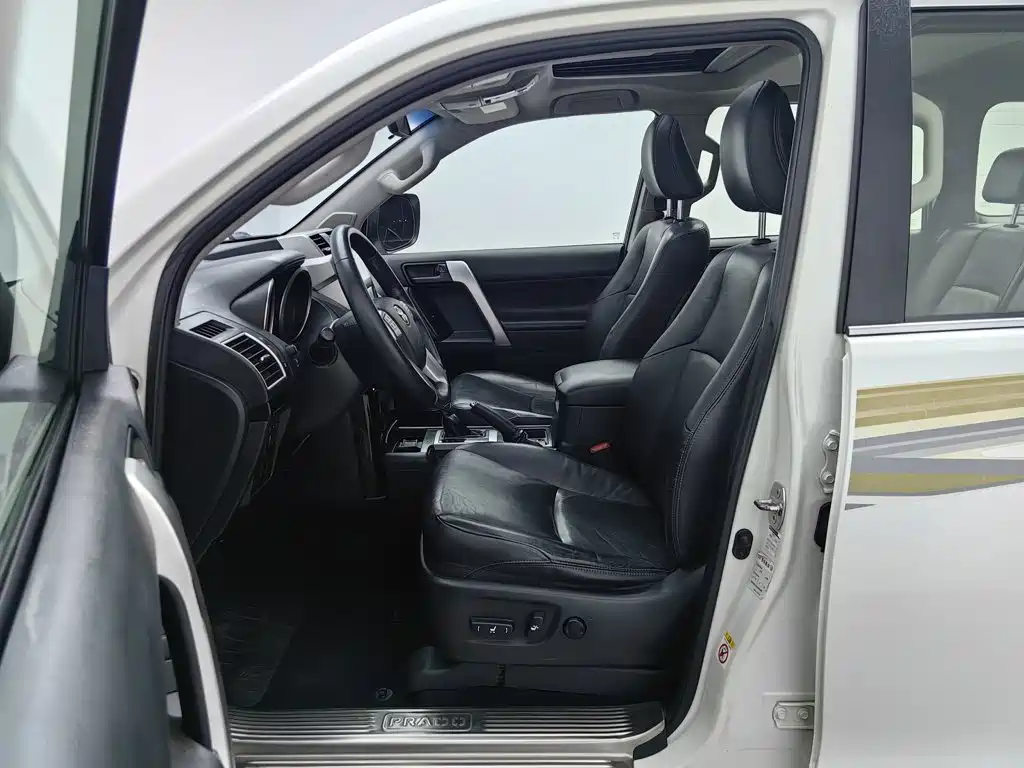Toyota Prado — миниатюра 10