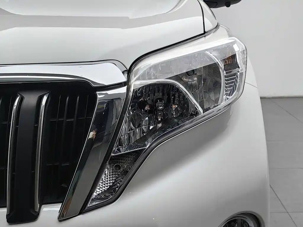 Toyota Prado — миниатюра 7