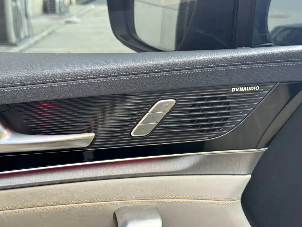BYD Tang New Energy — миниатюра 3