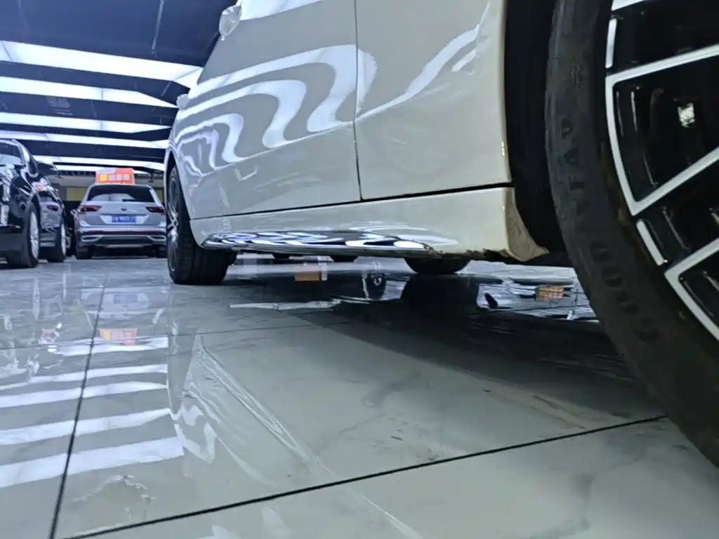 Mercedes-Benz C-Class — миниатюра 21