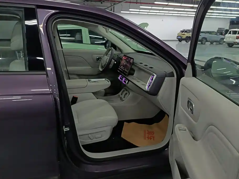 Leapmotor Leapmotor B10 — миниатюра 8