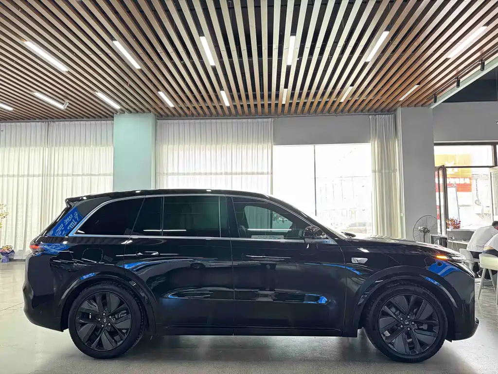 Li Auto Li L8 — миниатюра 19