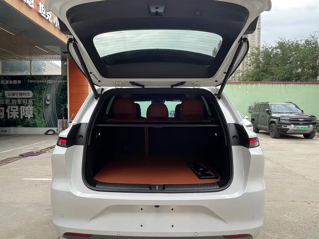 Li Auto Li L6 — миниатюра 15