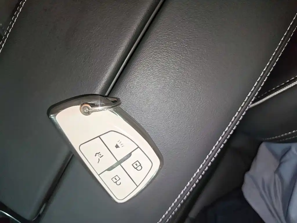 Buick Envision Plus — миниатюра 9