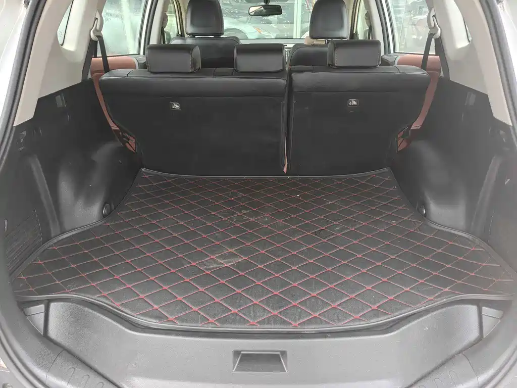 Toyota RAV4 — миниатюра 10
