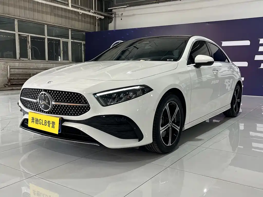 Mercedes-Benz A-Class — миниатюра 2