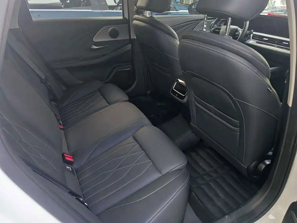 Chery Arrizo 8 — миниатюра 4