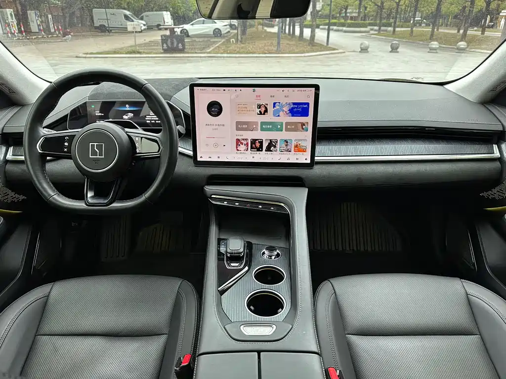 ZEEKR EXTREME KRYPTON 001