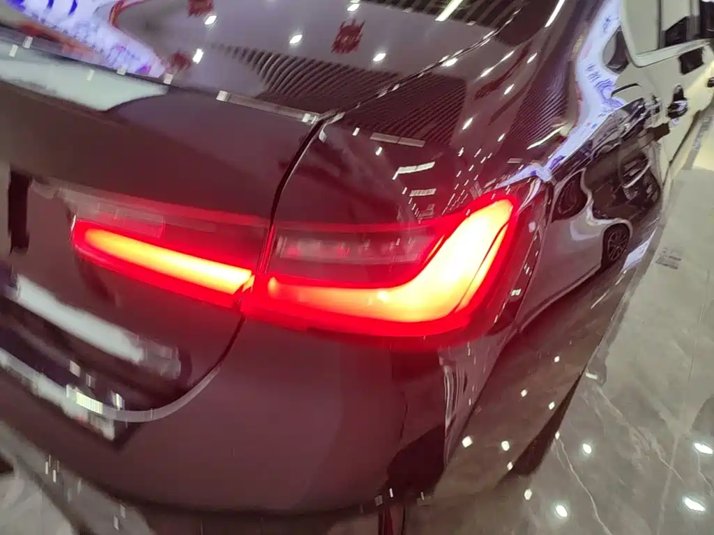 BMW 3 Series — миниатюра 8