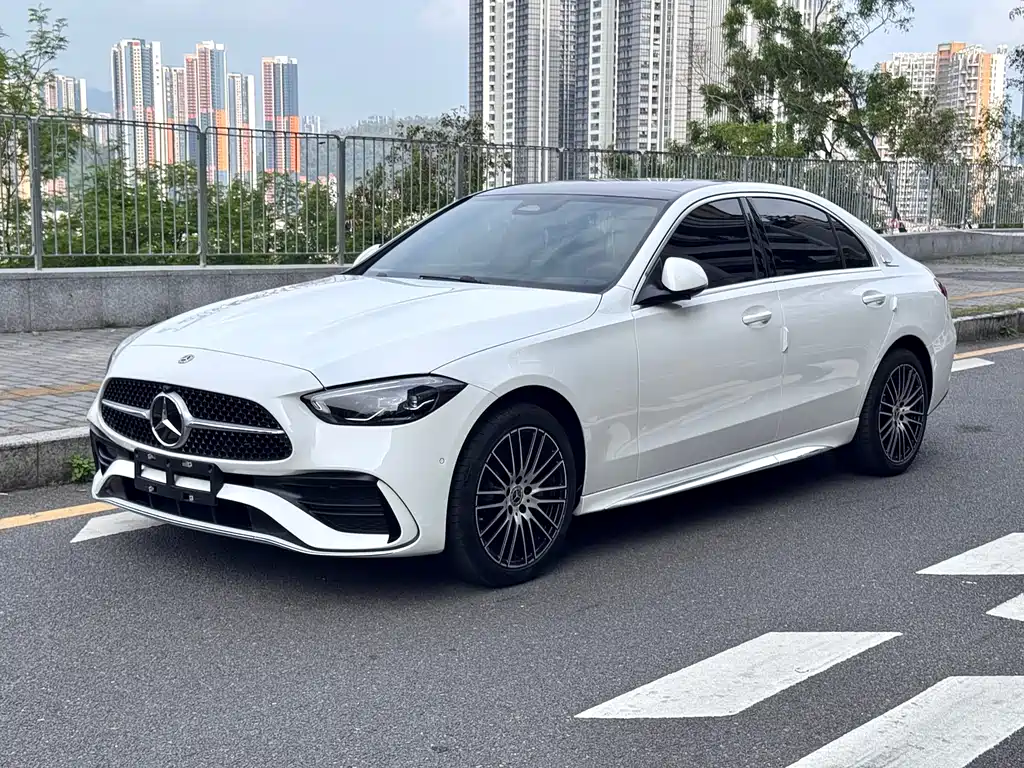 Mercedes-Benz C-Class 2025