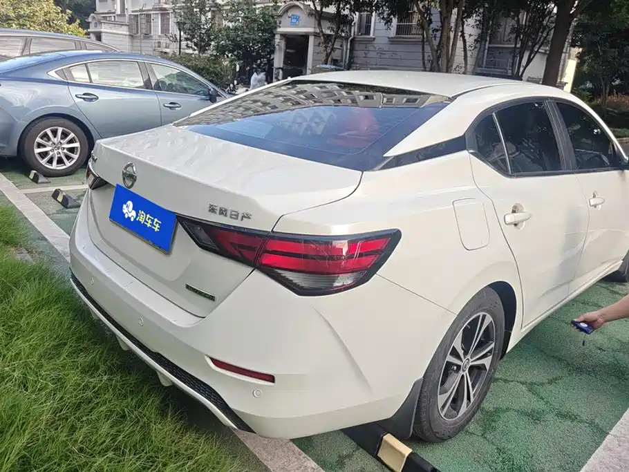 Nissan Sylphy — миниатюра 3