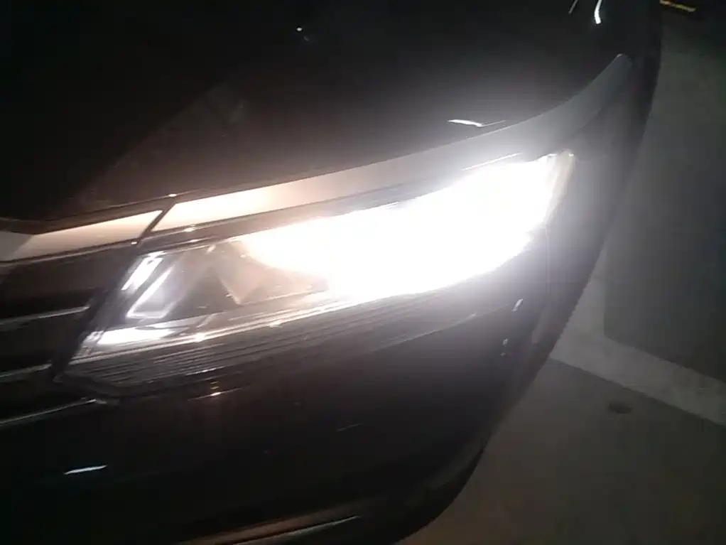 Volkswagen Passat — миниатюра 24