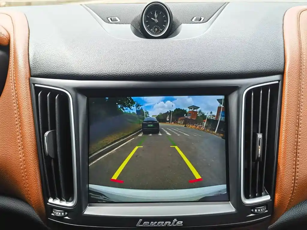 Maserati Levante — миниатюра 14